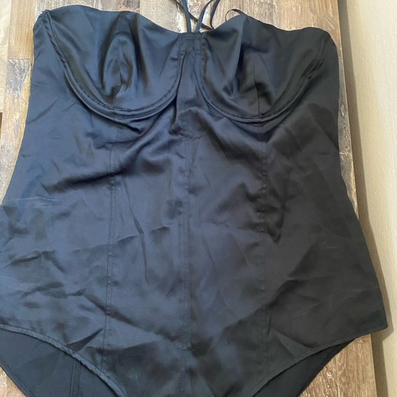 Zara Black Corset Bodysuit. - Picture 3 of 11